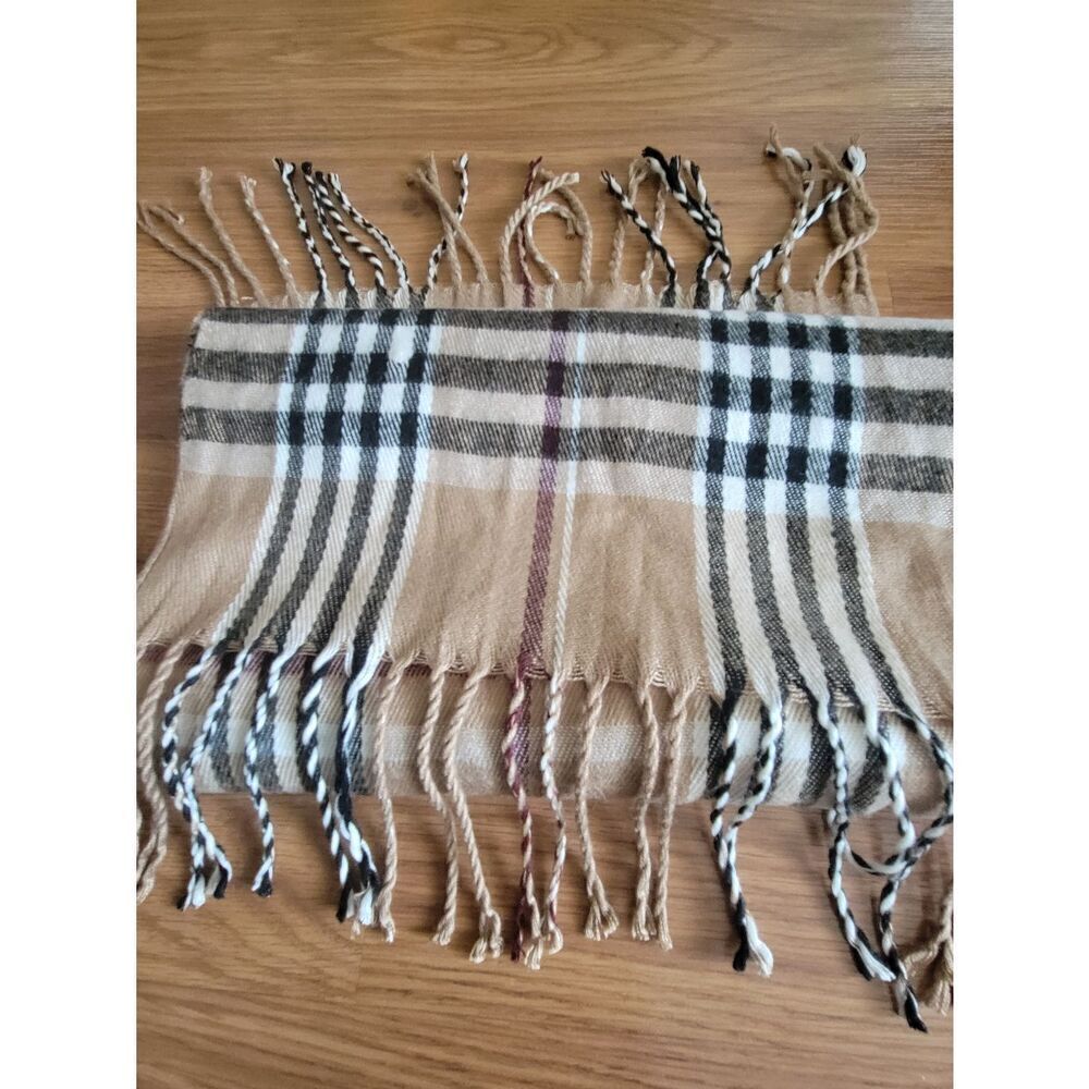 Pierre Cardin Scarf - Picture 4 of 5